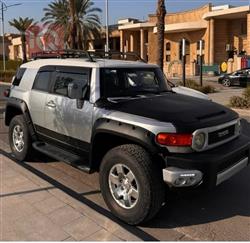 تويوتا إف جي كروزر